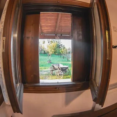 το σπίτι στο αγρόκτημα Villa *